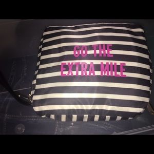 Used one time Kate Spade go the extra mile bag
